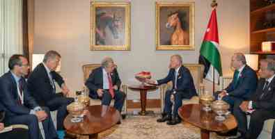 Prime Minister Meets Bahrain's Foreign Minister...