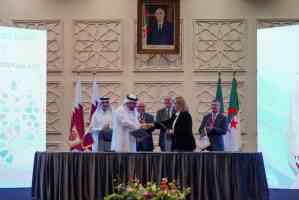 Kuwait Crown Prince Receives Credentials Of Arab, Foreign Diplomats...