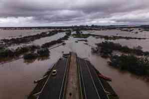 UAE Announces $544M For Repairs After Record Rains...