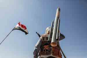  Yemen's Houthi Militia Displays 'Home-Made Long-Range' Missiles ...