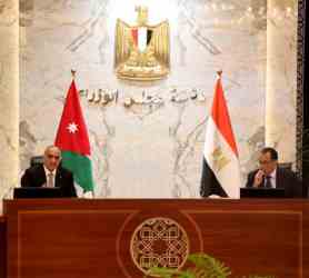 HH The Amir And Egyptian President Hold Official Talks...